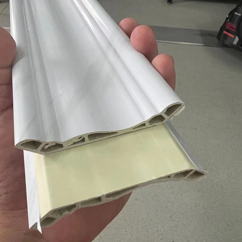 Placa de contorno plástica do assoalho do PVC dos acessórios da decoração 500g/M